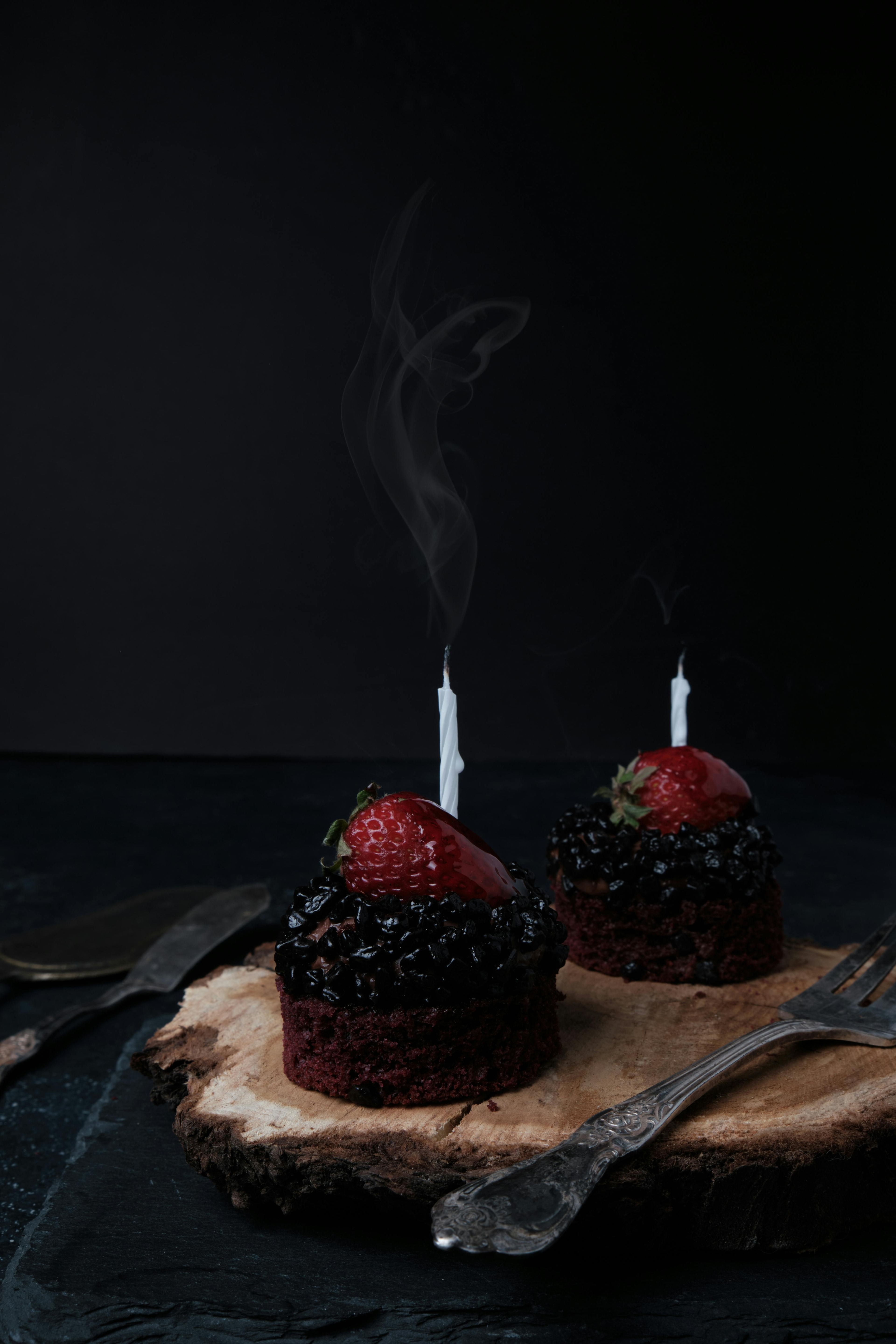 Gourmet cupcakes and artisan desserts from IT BETTER BE SWEET